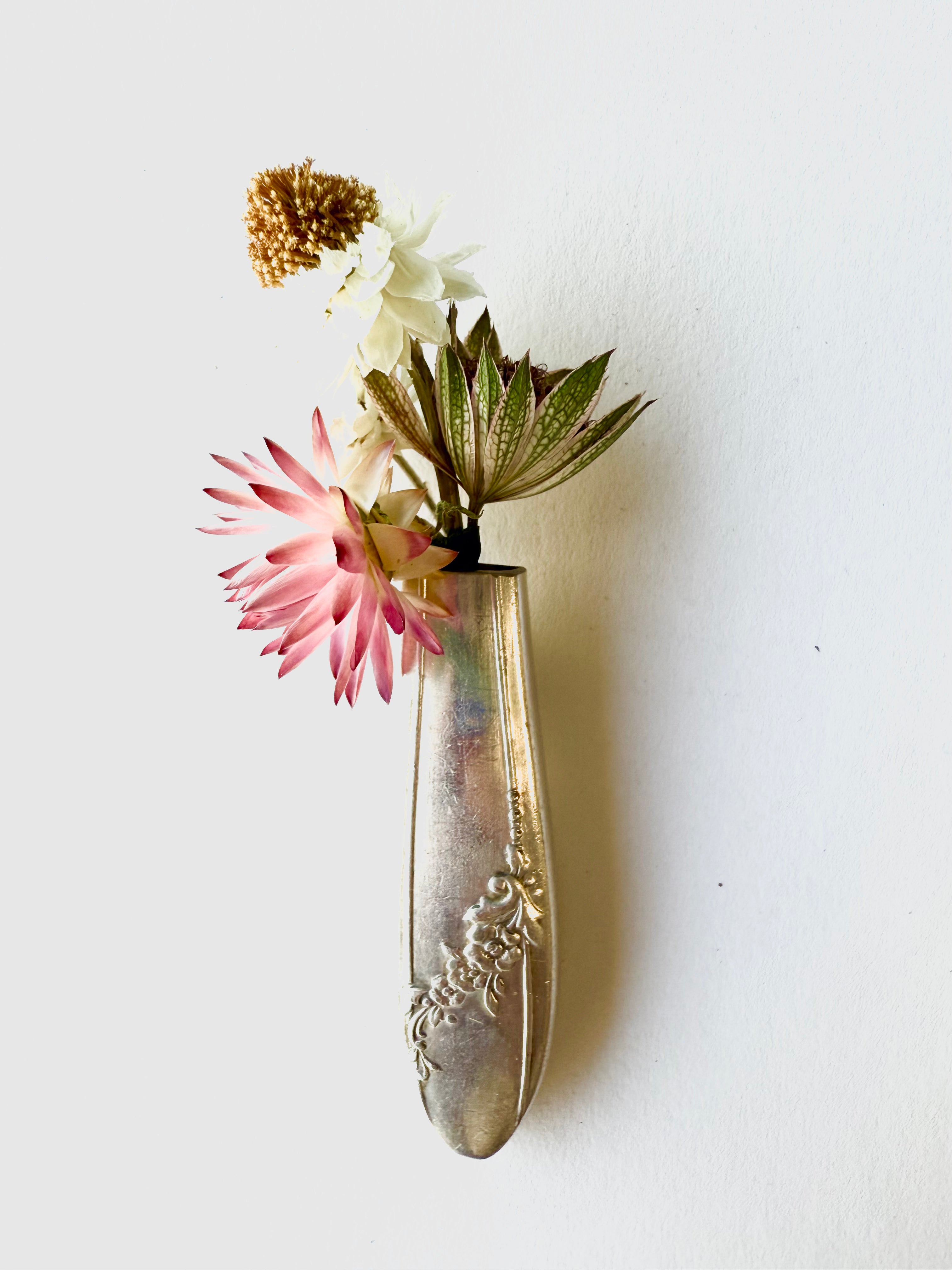 Bud Vase - Queen Bess Timeless Magnetic Vintage Knife Handle Keepsake - KB Studios